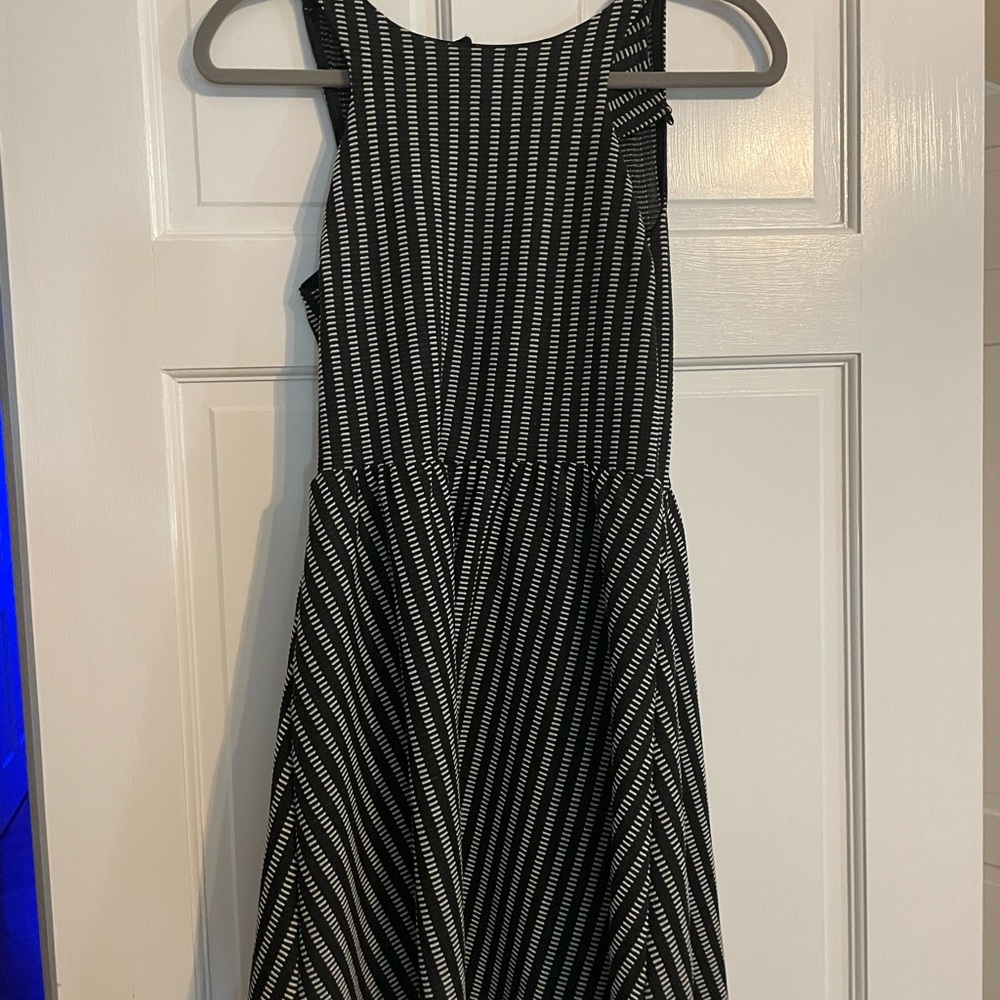Women’s dress